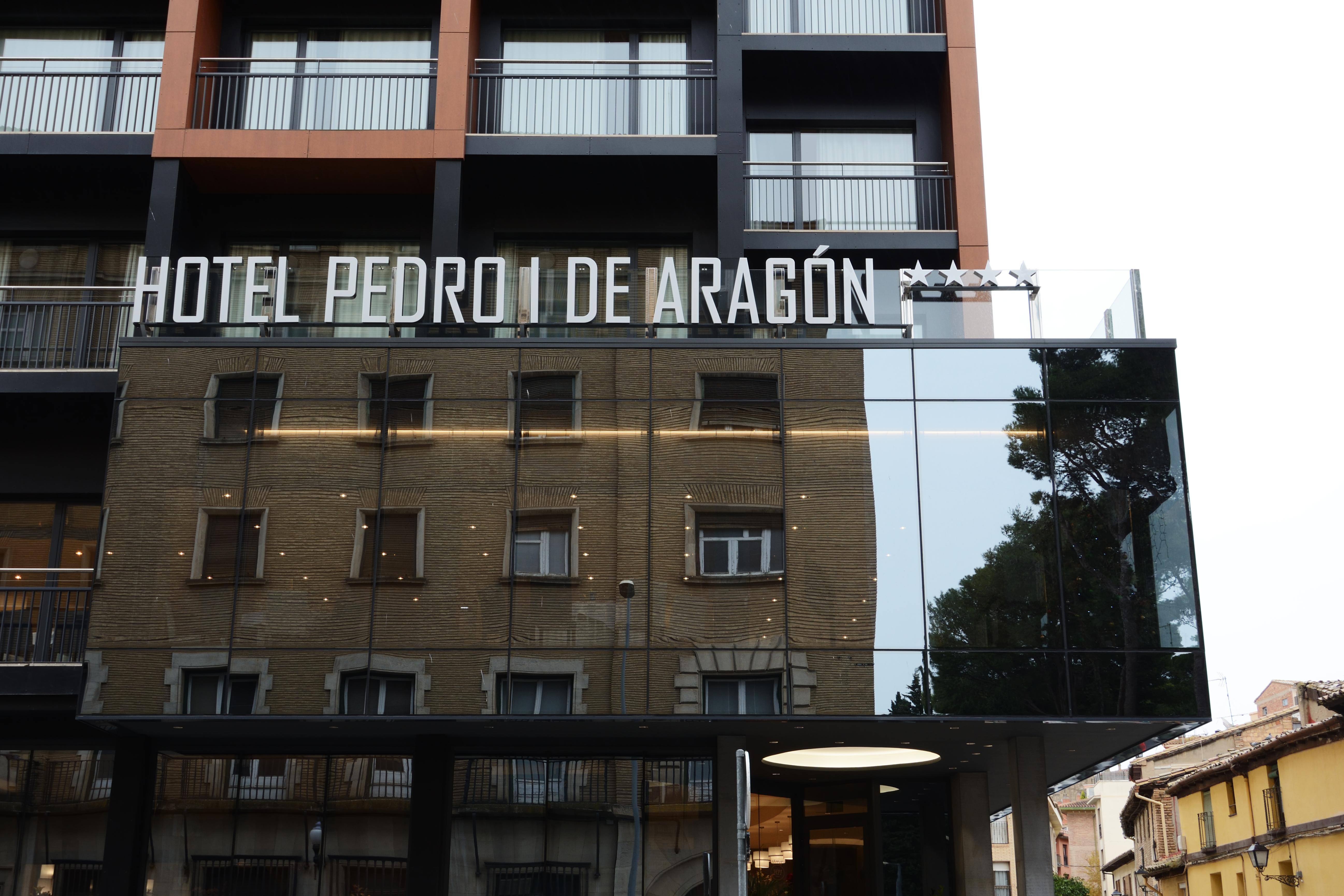 Hotel Pedro I De Aragon 4 Estrellas Superior Уеска Екстер'єр фото